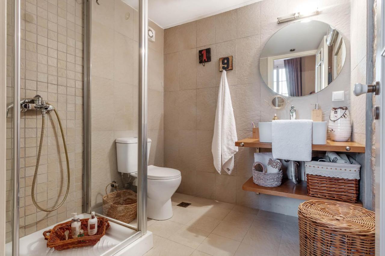 شقة Mouragia Loft - Waterfront Old Corfu Town المظهر الخارجي الصورة